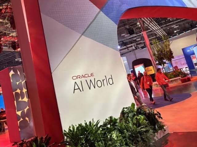 Oracle AI World branded signage wall at the entrance to the expo hall
