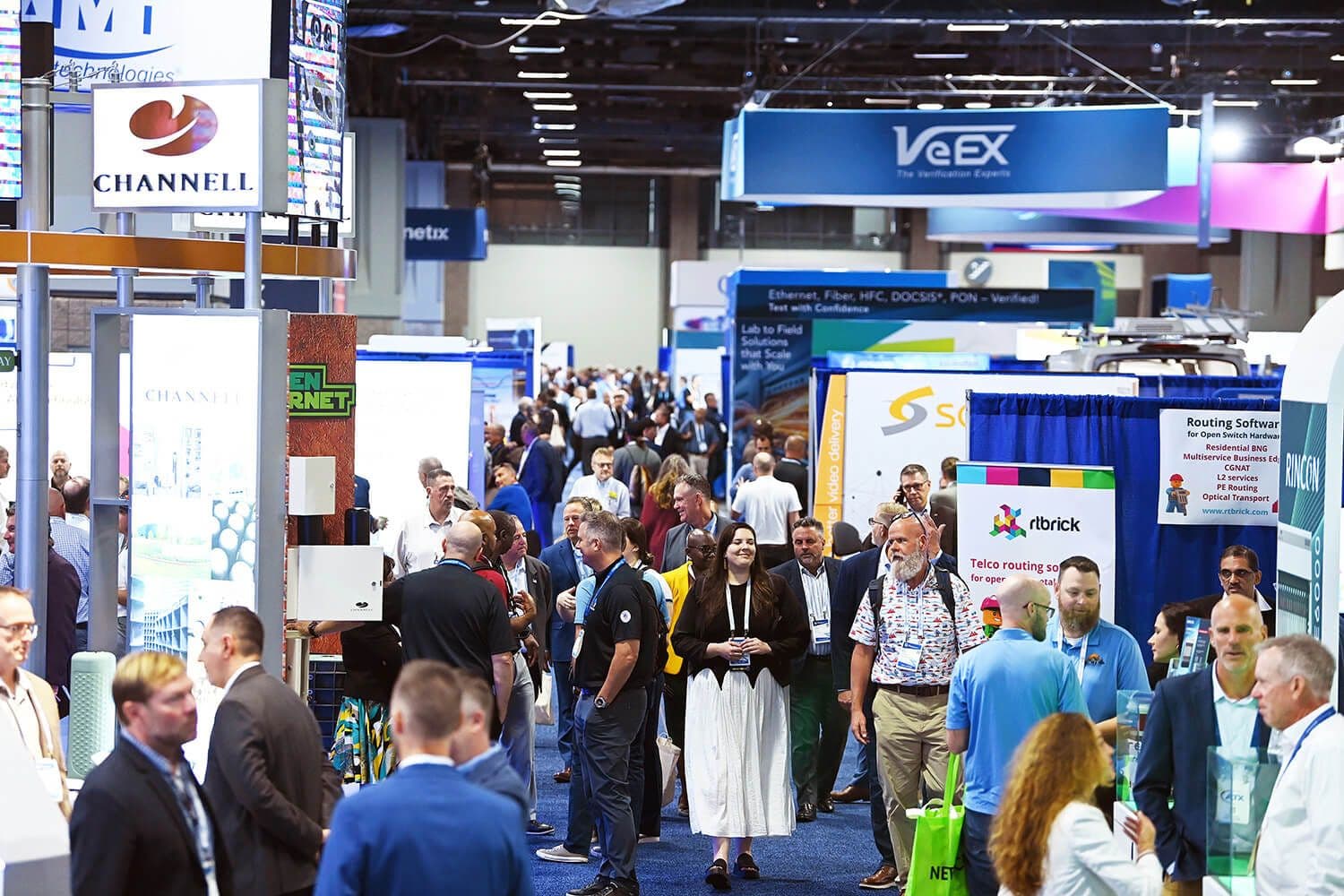 SCTE TechExpo floor where exhibitors can use B2Brain lead capture with connectivity buyers